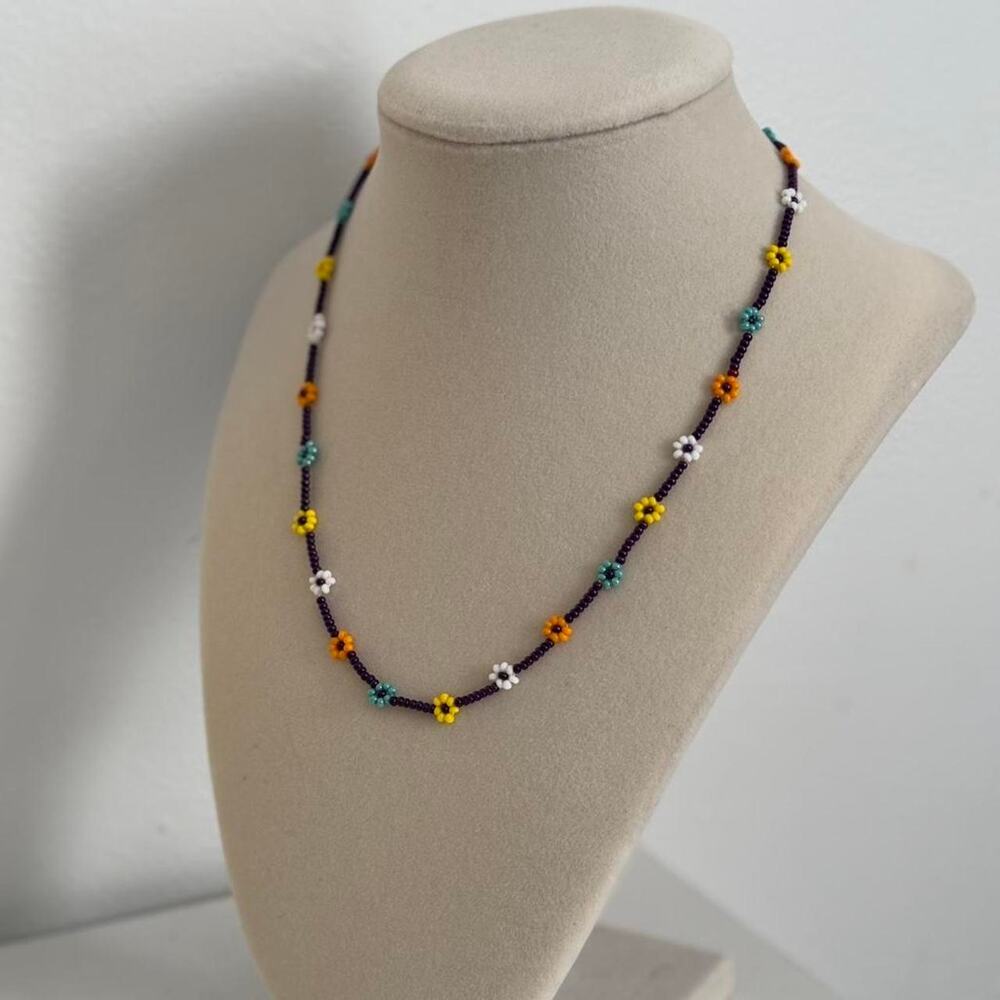 Multicoloured Beaded Flower Necklace Floral Handmade Colorful Jewelry Gift - Picture 5 of 5